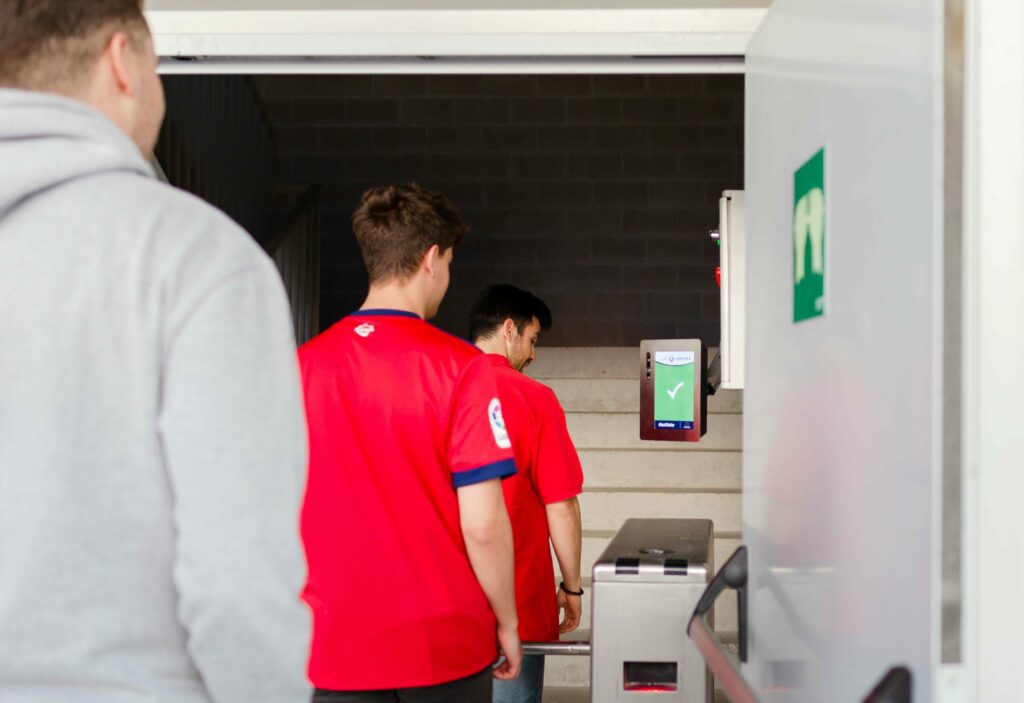 biometría facial en estadios de fútbol